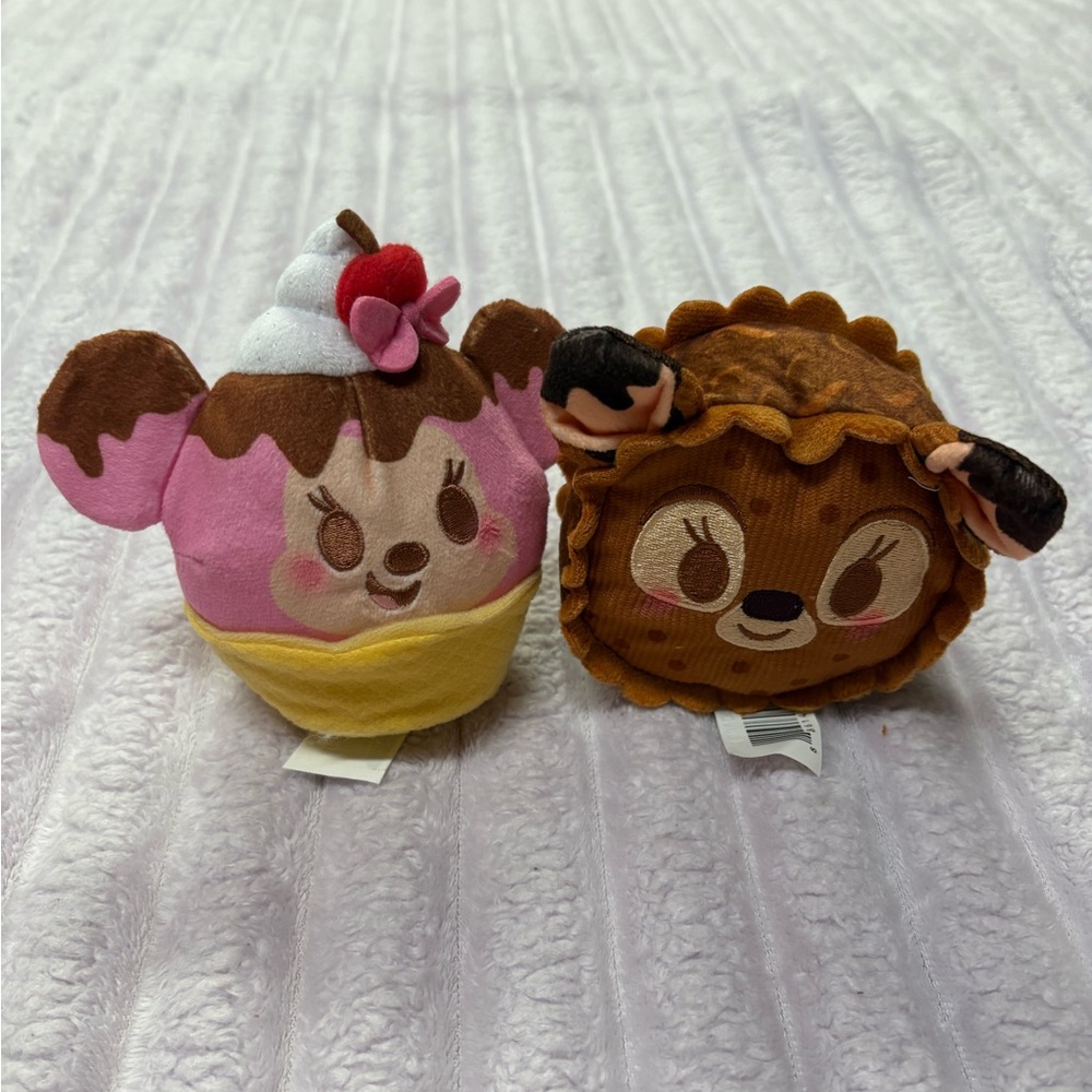 Lot of 2 Disney Munchlings Dessert Plushies